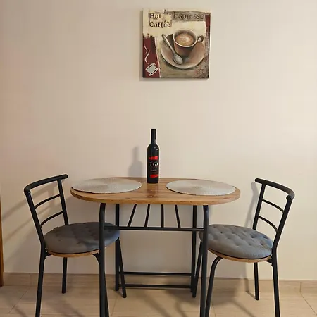 Aurora Apartment *